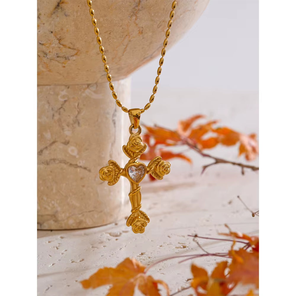 2025 Arrivals Fashion Zircon Rose Flower Cross Pendant Necklace 18K PVD Plated Stainless Steel Aesthetic Golden Jewelry